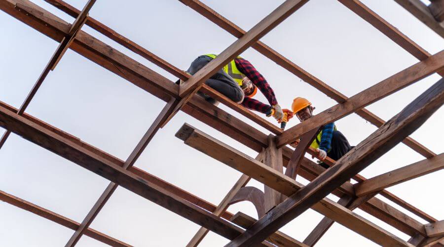 Professional residential roofers in Fort Atkinson, IA